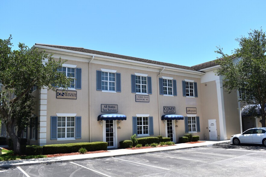 Primary Photo Of 1575 Indian River Blvd, Vero Beach Office For Lease