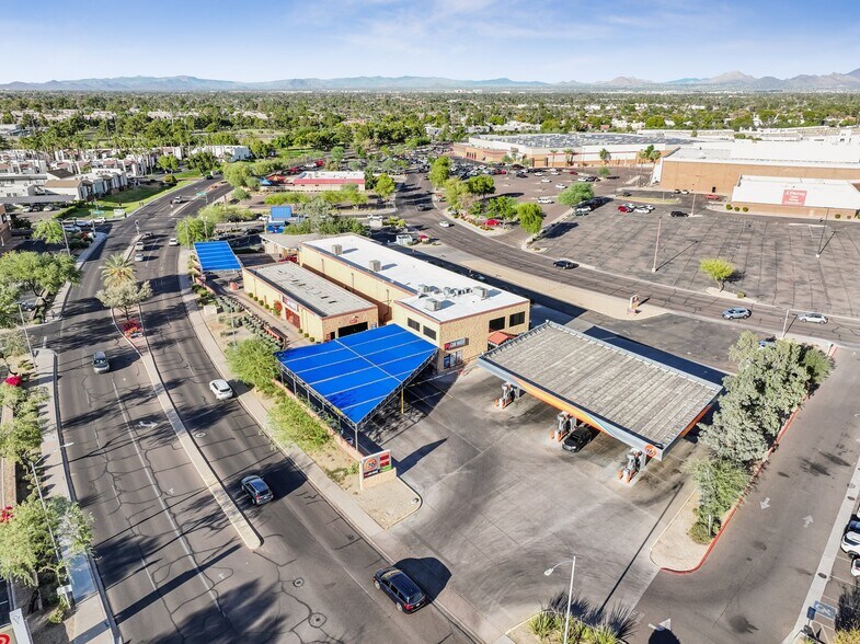 More Photos Of 12621 N Paradise Village Pky W, Phoenix Service Station For Sale