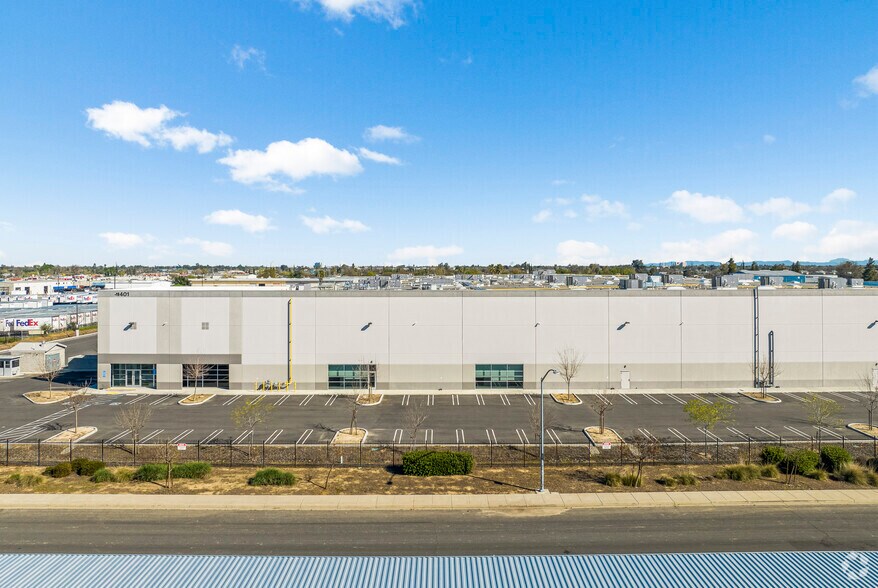More Photos Of 401 E Glenn Ave, Modesto Industrial For Sale