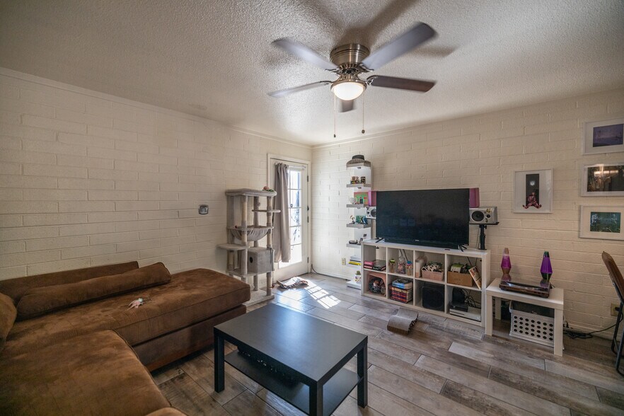 More Photos Of 7238-7302 E Belleview St, Scottsdale Apartments For Sale