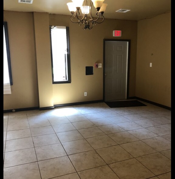 More Photos Of 2054 Rex Rd, Morrow Flex For Sale