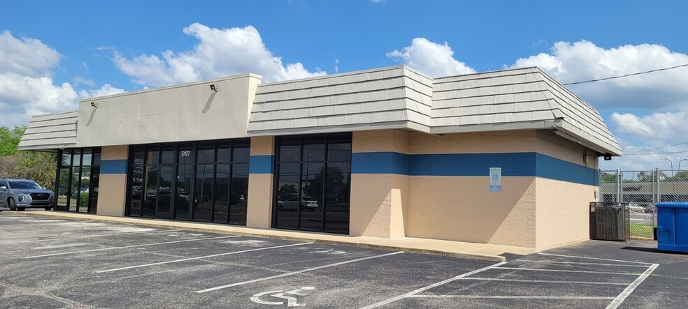 More Photos Of 5107 Summer Ave, Memphis Freestanding For Lease