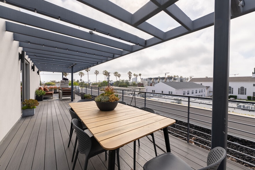 More Photos Of 1538 20th St, Santa Monica Loft Creative Space For Lease