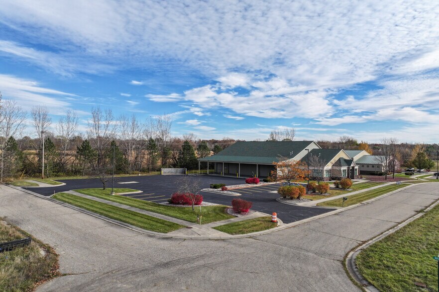 More Photos Of 1443 Granger Dr, Davison Medical For Lease