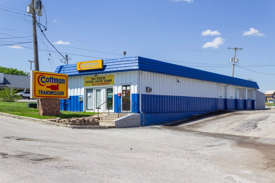 Primary Photo Of 6320 Nieman Rd, Shawnee Auto Repair For Sale