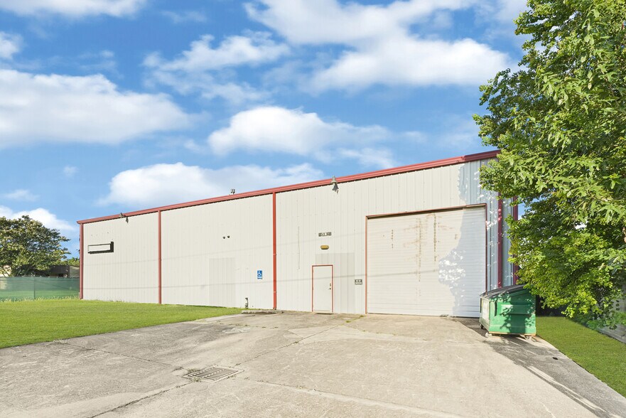 Primary Photo Of 1106 Witter St, Pasadena Industrial For Sale