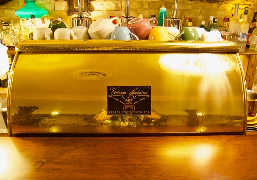 More Photos Of 690-692 State Route 66, Leechburg General Retail For Sale