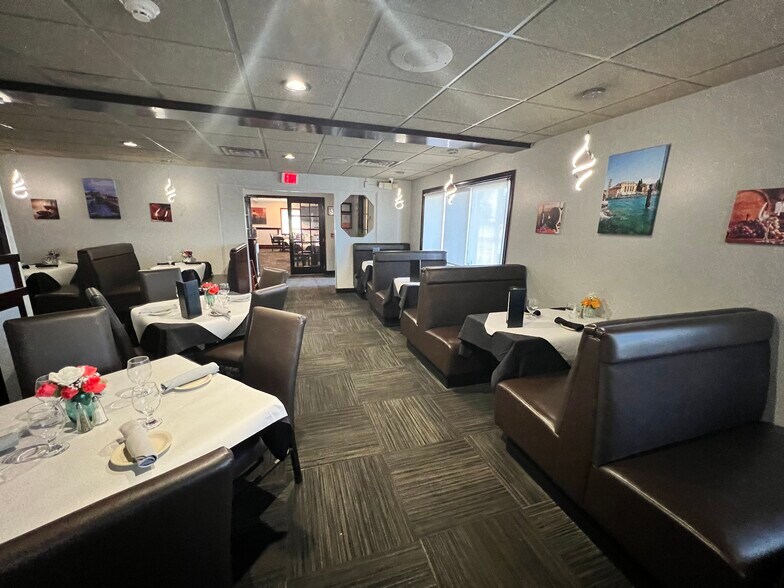 More Photos Of 9415 Main St, Clarence Freestanding For Sale