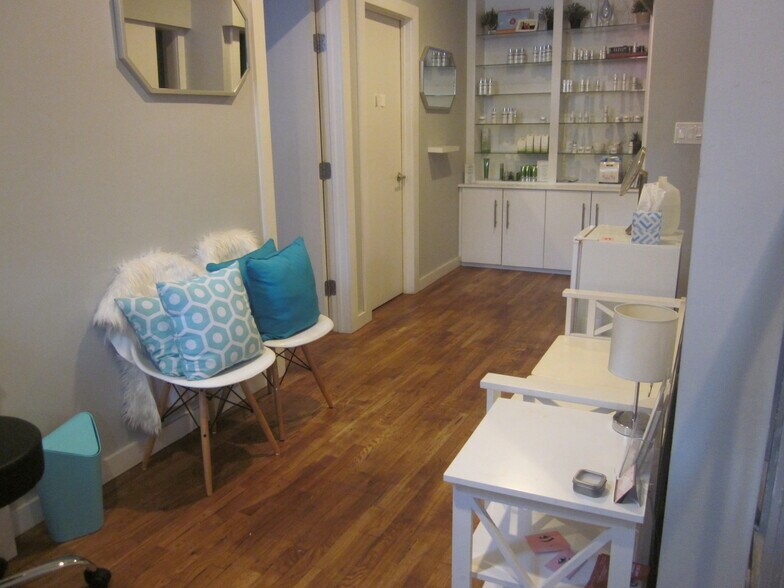 More Photos Of 102 S 6th St, Brooklyn Office For Lease