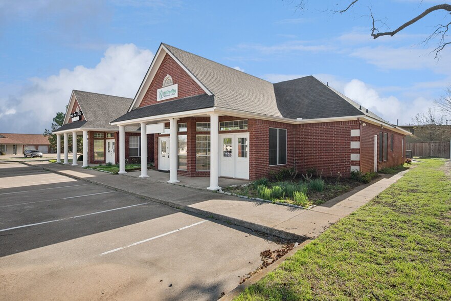 More Photos Of 6407 Colleyville Blvd, Colleyville Medical For Lease