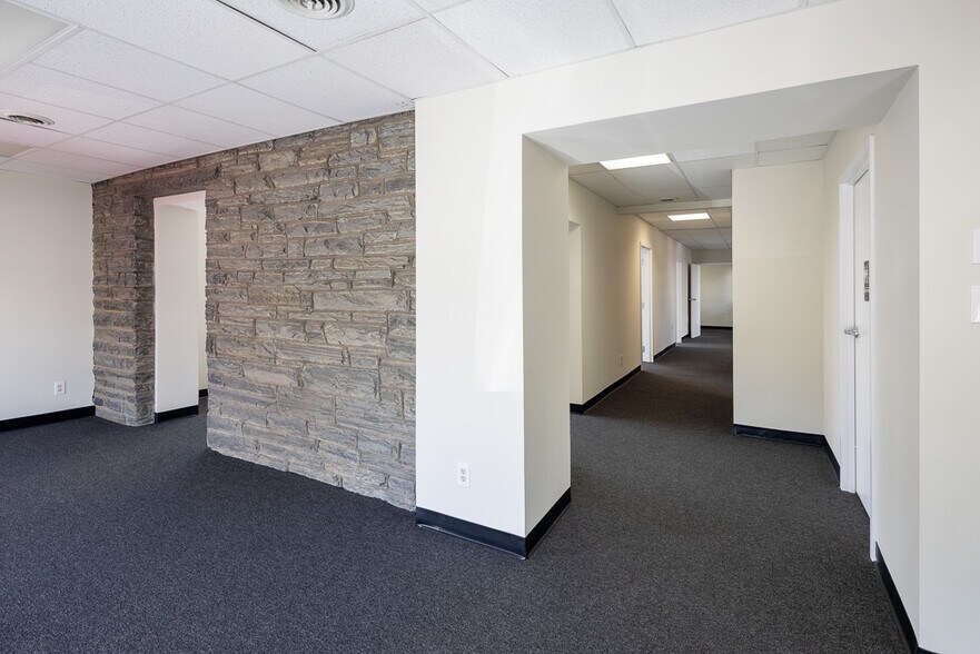 More Photos Of 154A W Eagle Rd, Havertown Medical For Lease