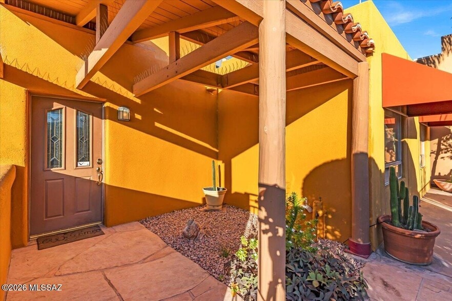 More Photos Of 2559 E Fort Lowell Rd, Tucson Office Residential For Sale