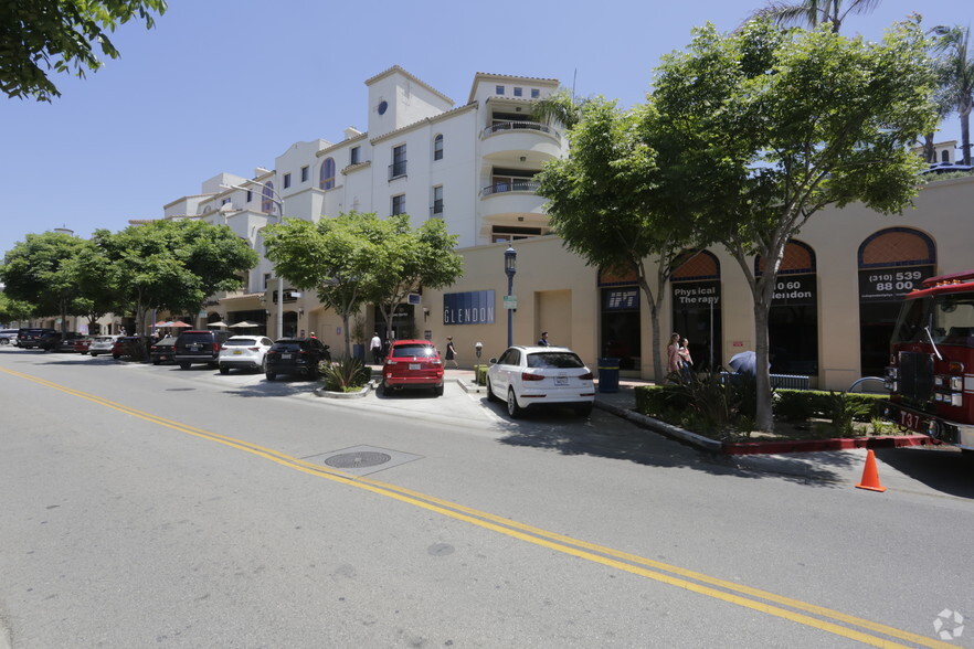 Primary Photo Of Glendon Ave, Los Angeles Unknown For Lease