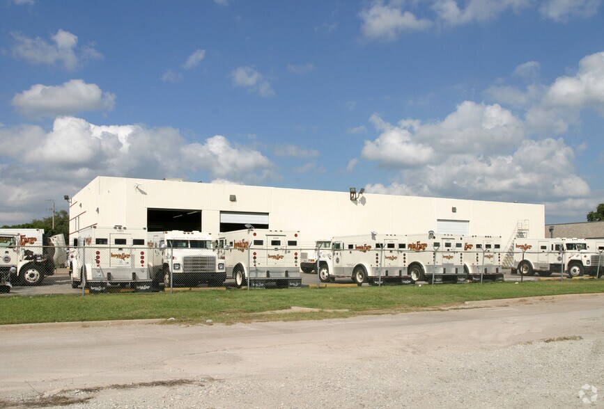 More Photos Of 1610 NE 4th St, Oklahoma City Warehouse For Sale