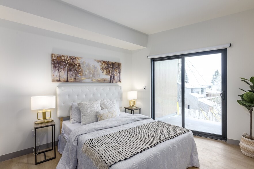 More Photos Of 9999 Elbow Dr, Calgary Apartments For Lease