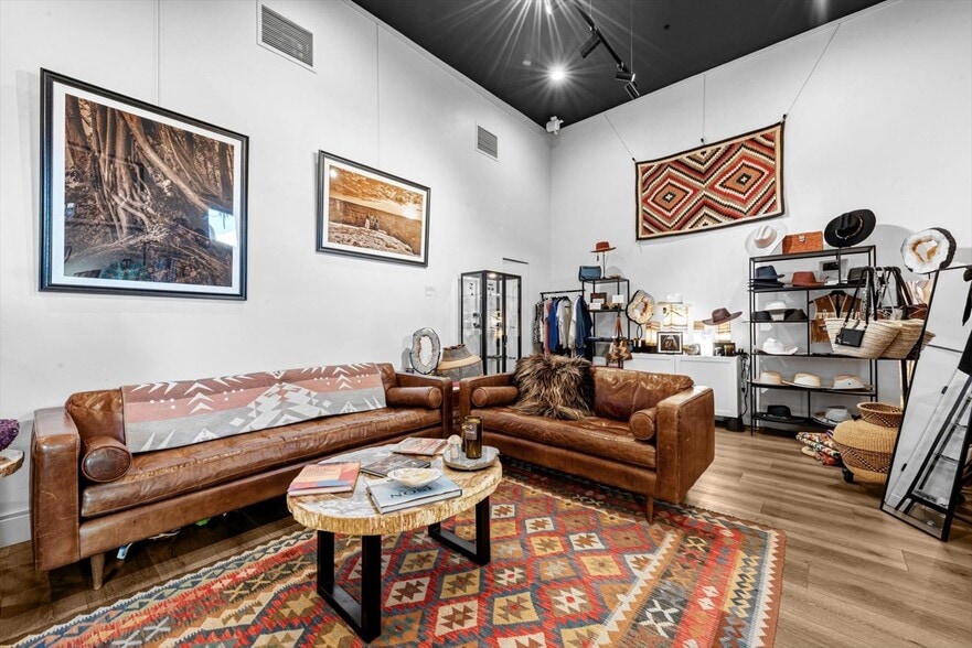 More Photos Of 1440 Lincoln Ave, Calistoga Storefront For Sale