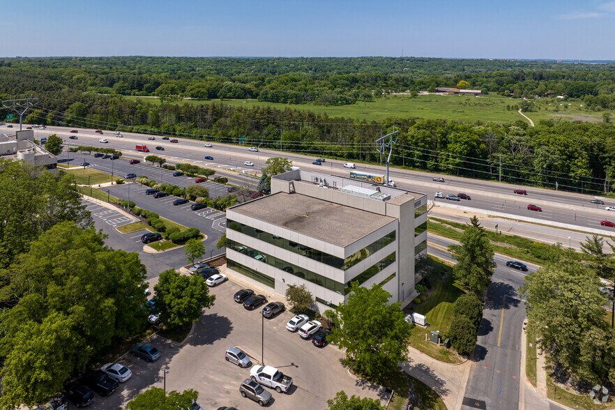 More Photos Of 3001 W Beltline Hwy, Madison Unknown For Lease