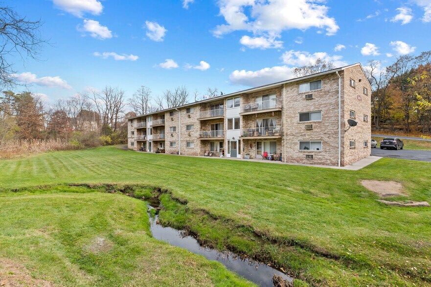 More Photos Of 3800 Elmerton Ave, Harrisburg Apartments For Sale