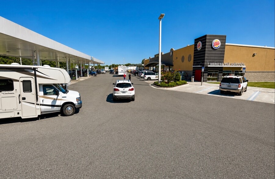 More Photos Of I-10 & US 129 Gateway Site, Live Oak Land For Lease