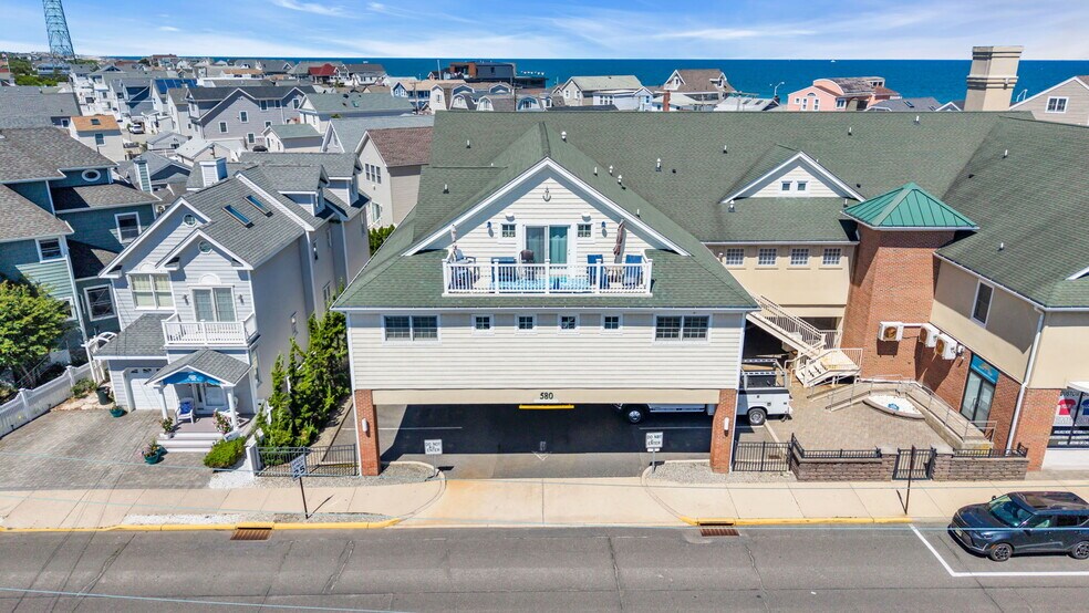 More Photos Of 580 Main St, Manasquan Restaurant For Sale