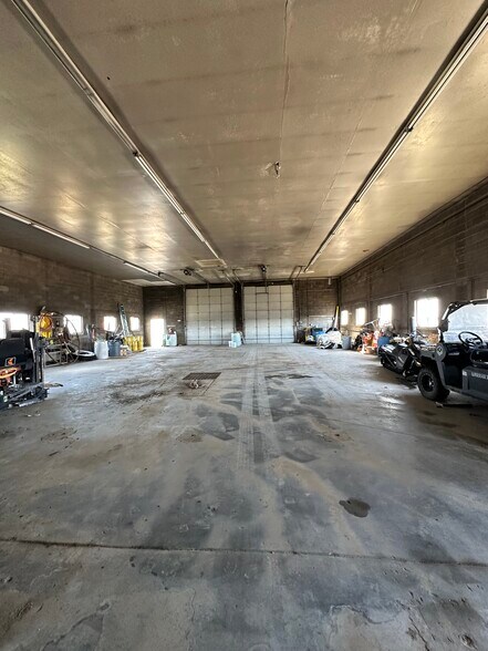 More Photos Of 2279 Six Mile Rd, Casper Distribution For Lease