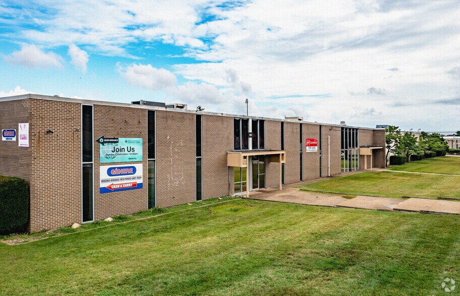Primary Photo Of 100 Niantic Ave, Providence Manufacturing For Lease