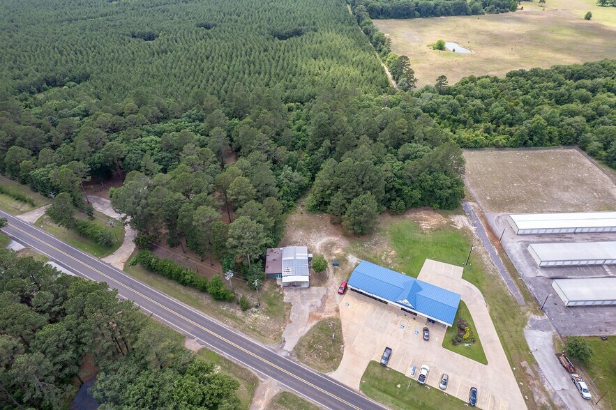 More Photos Of 2472 S Farm To Market Road 2869, Hawkins Freestanding For Sale