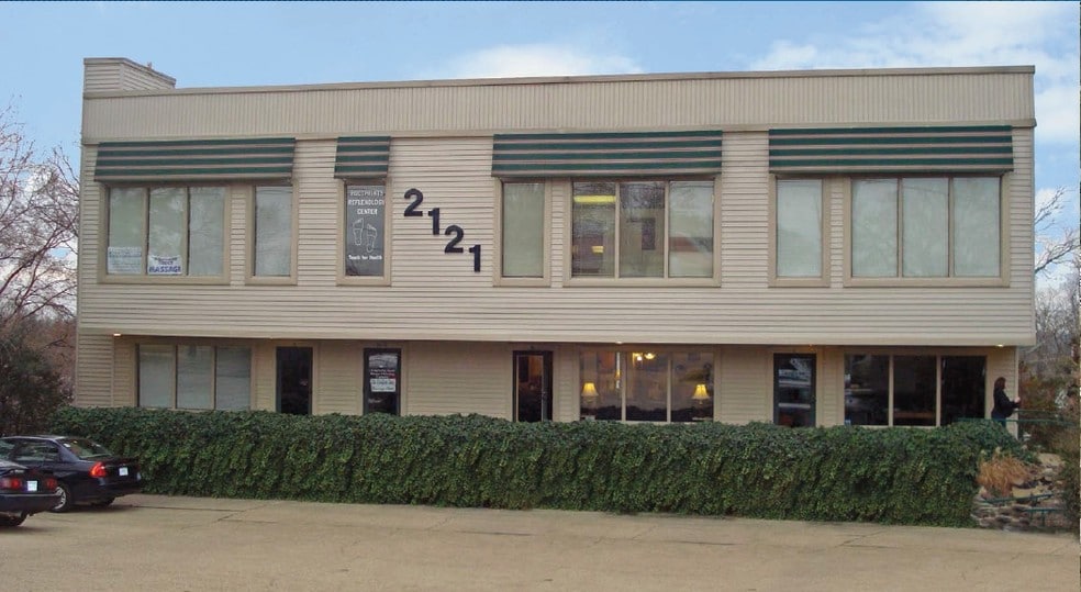 Primary Photo Of 2121 Watt St, Little Rock Office For Sale