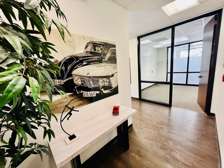 More Photos Of 1900 Hines St SE, Salem Office For Lease