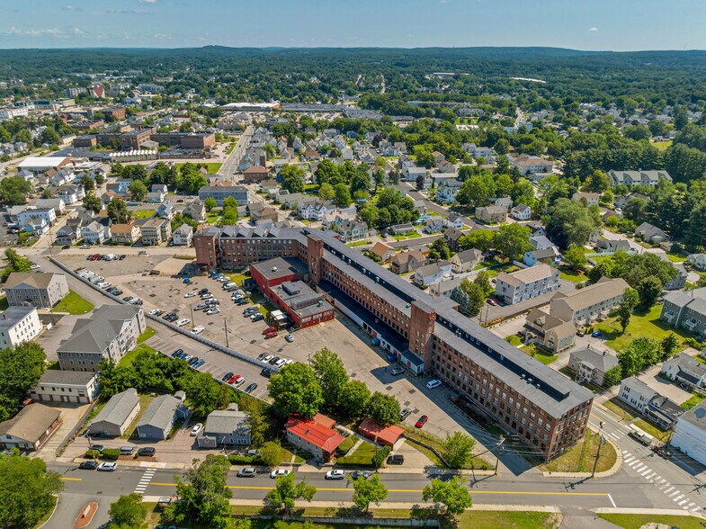 More Photos Of 51-55 Lake St, Nashua Light Manufacturing For Sale