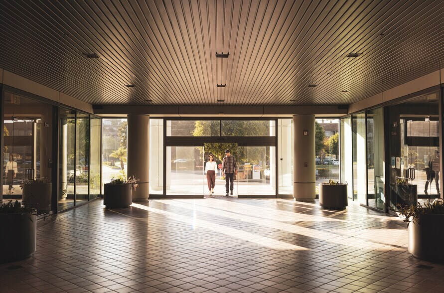 More Photos Of 765 The City Drive South, Orange Office For Lease