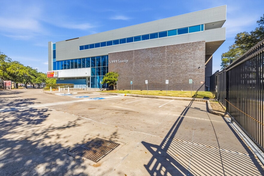 More Photos Of 5999 Savoy Dr, Houston Schools For Sale