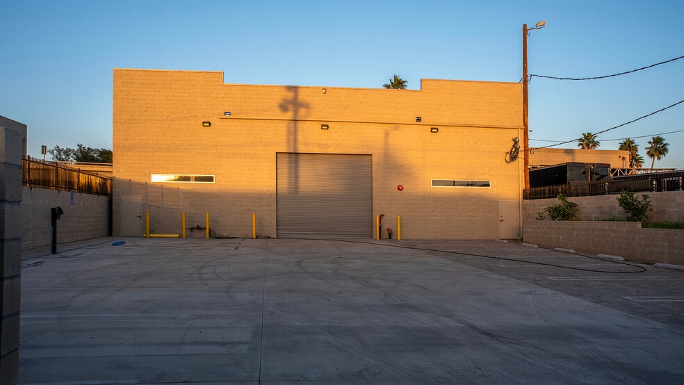 More Photos Of 8582 Telfair Ave, Sun Valley Warehouse For Lease