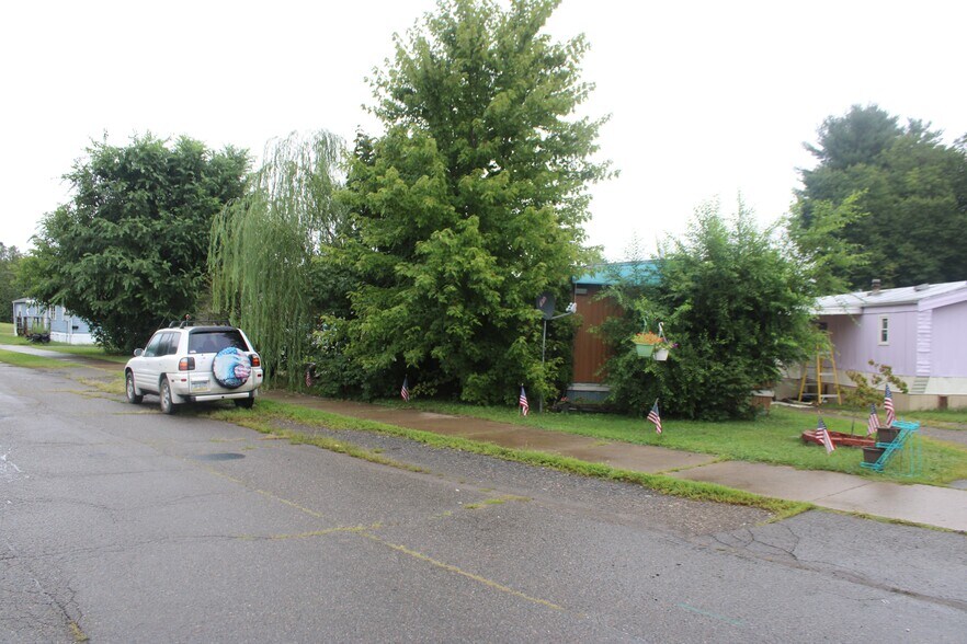 More Photos Of 320 E 13th St, Berwick Multifamily For Sale