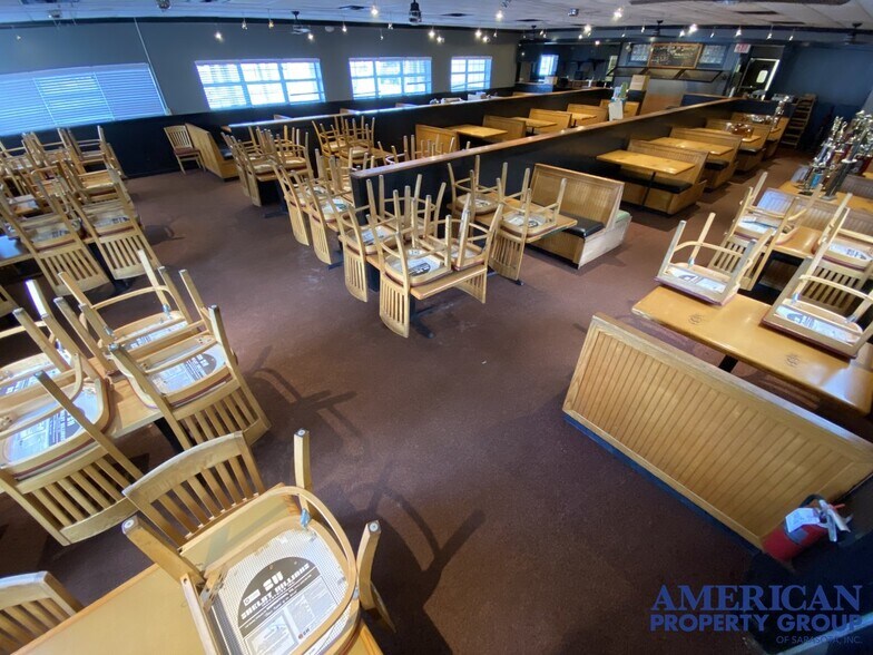 More Photos Of 406 US Highway 41 Byp N, Venice Restaurant For Lease