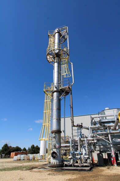More Photos Of 5640 44th Ave S, Clinton Industrial For Sale