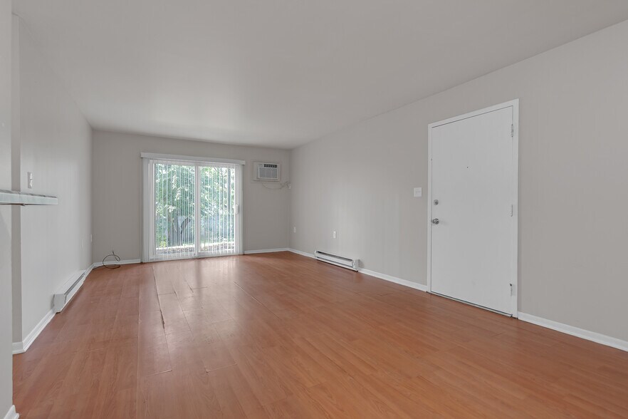 More Photos Of 604-620 E Grant Hwy, Marengo Apartments For Sale