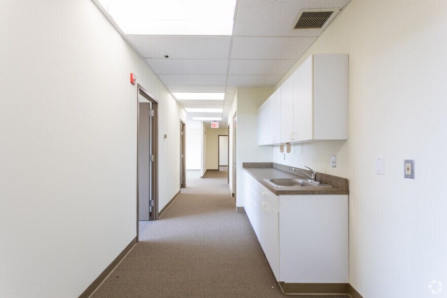 More Photos Of 14502 Greenview Dr, Laurel Coworking Space