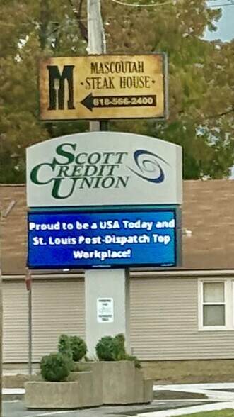 More Photos Of 1415 McKinley St, Mascoutah Restaurant For Sale