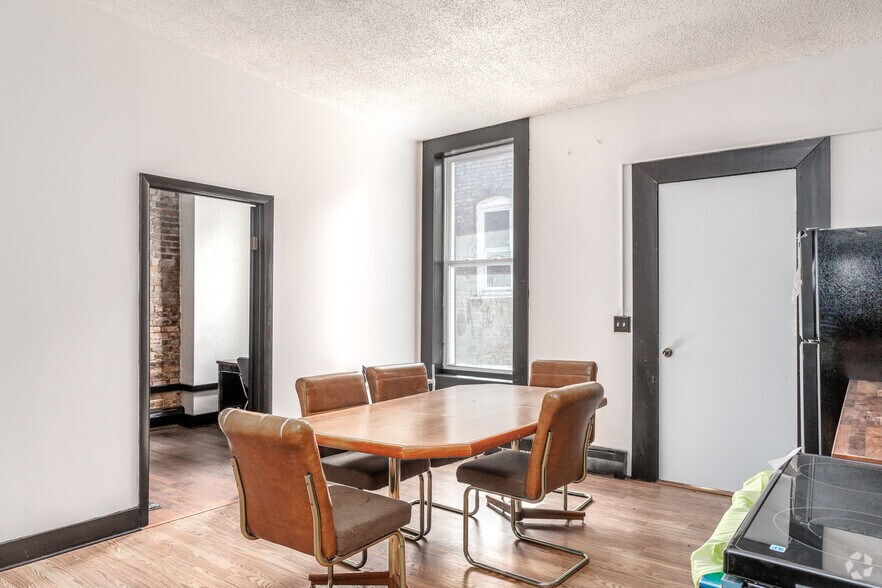 More Photos Of 136 Court St, Binghamton Apartments For Sale