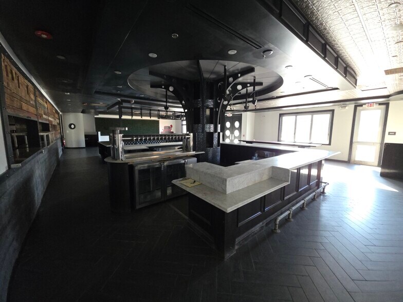 More Photos Of 1940 Cinema Dr, Rock Hill Restaurant For Lease