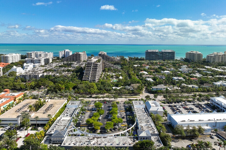 More Photos Of 260 Crandon Blvd, Key Biscayne Bank For Sale