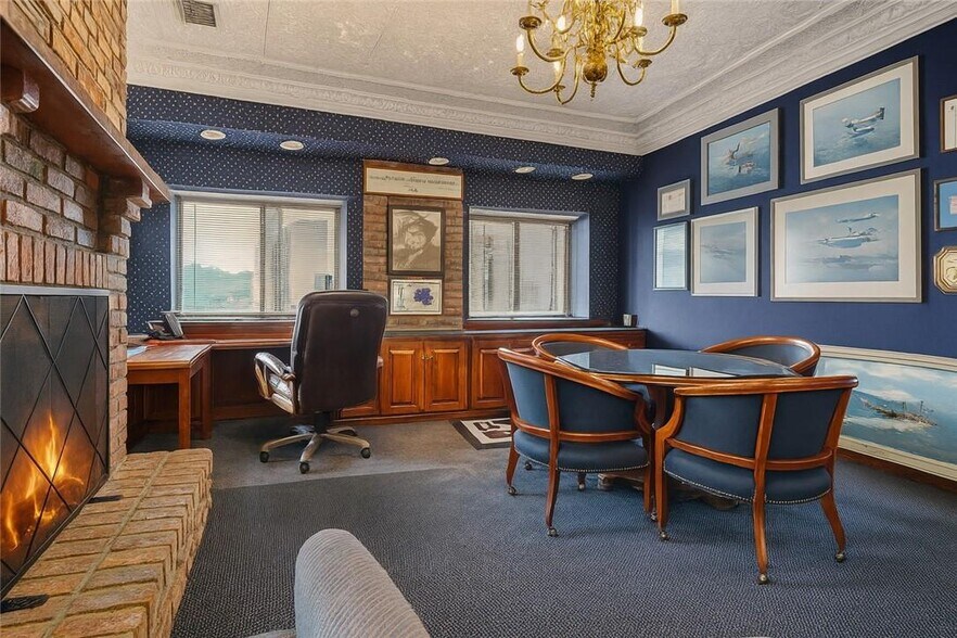 More Photos Of 29 E Beau St, Washington Medical For Sale