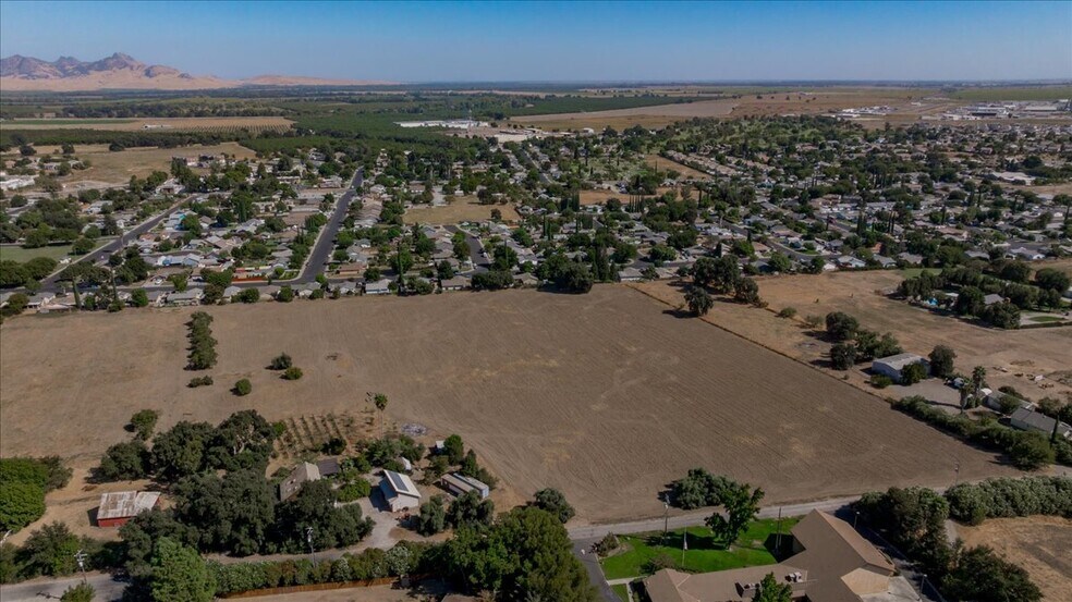 More Photos Of 1425 5th St, Colusa Land For Sale