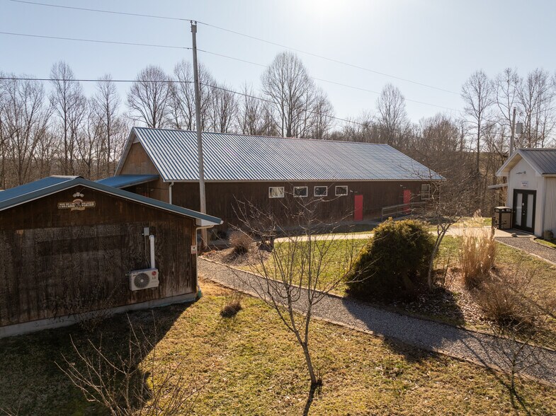 More Photos Of 39495 Saint Clair Rd, Pomeroy Specialty For Sale