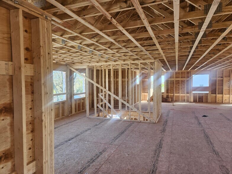 More Photos Of 1224 Mineral Spring Ave, North Providence Freestanding For Sale