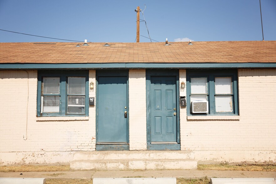 More Photos Of 607 W Wilson St, Borger Apartments For Sale