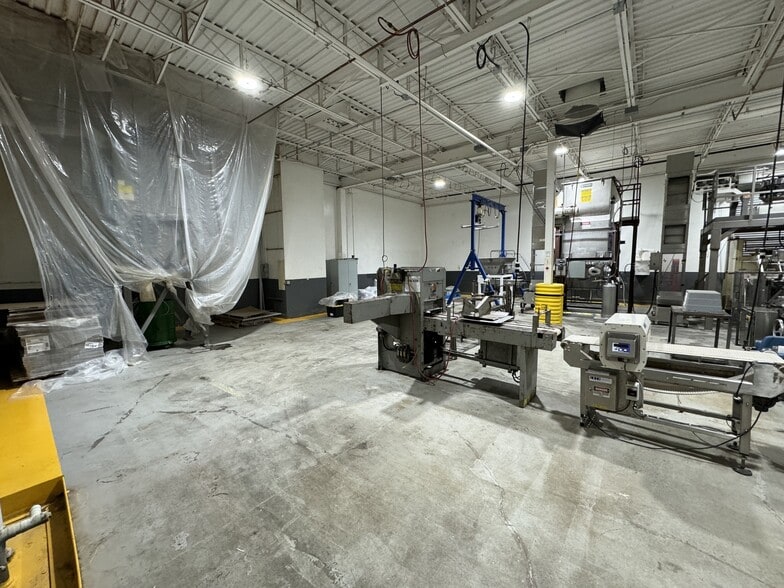 More Photos Of 167 Moore Rd, Weymouth Food Processing For Lease