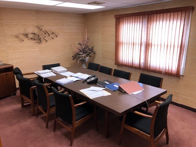 More Photos Of 100 Bradley Rd, Woodbridge Office For Sale