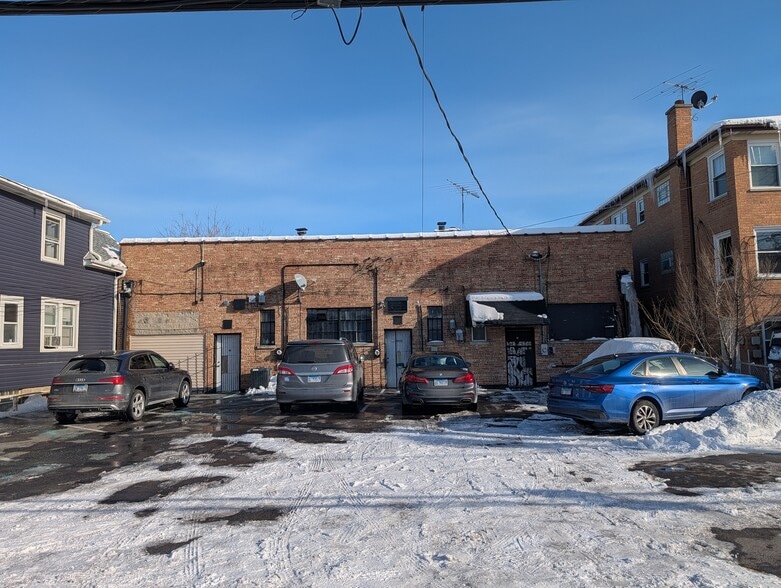 More Photos Of 3838-3840 N Harlem Ave, Chicago Storefront For Sale